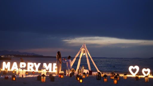 İzmir Kumsalda Evlilik Teklifi